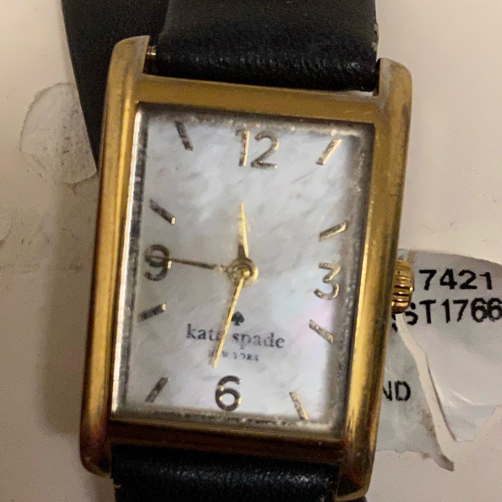 Watch - Picture 2 of 4